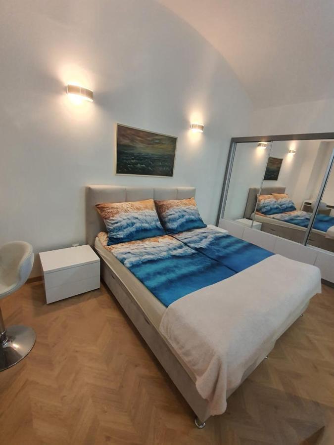Monar Exclusive Center Free Parking In Garage Apartment Kosice Exterior photo