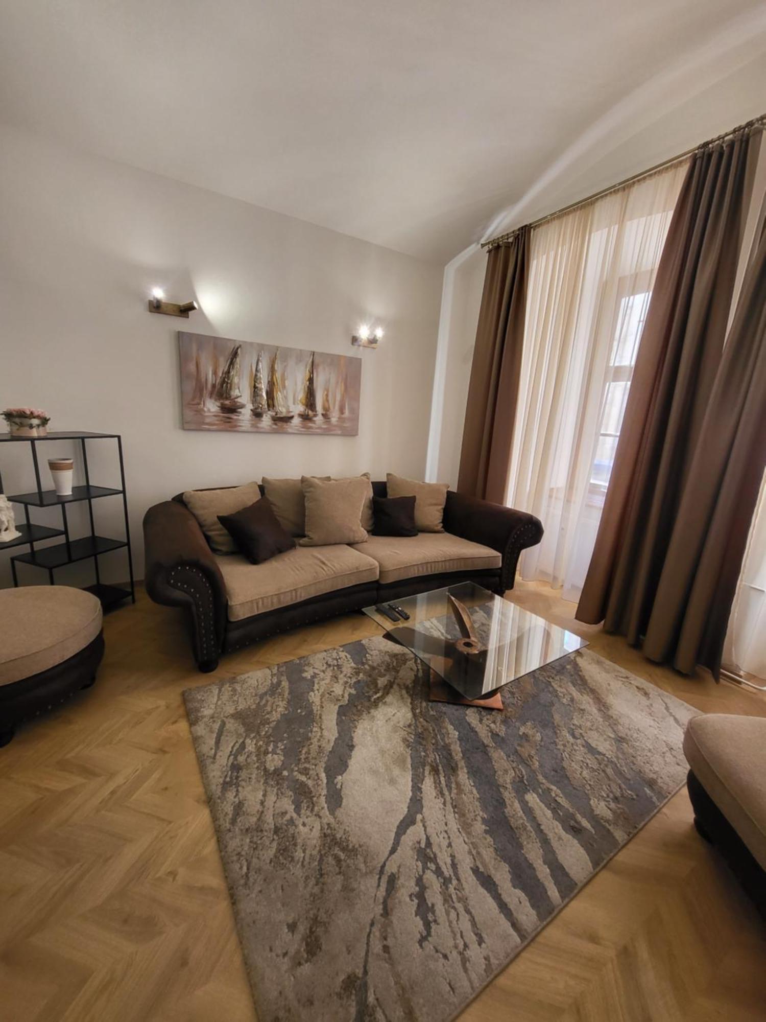 Monar Exclusive Center Free Parking In Garage Apartment Kosice Exterior photo