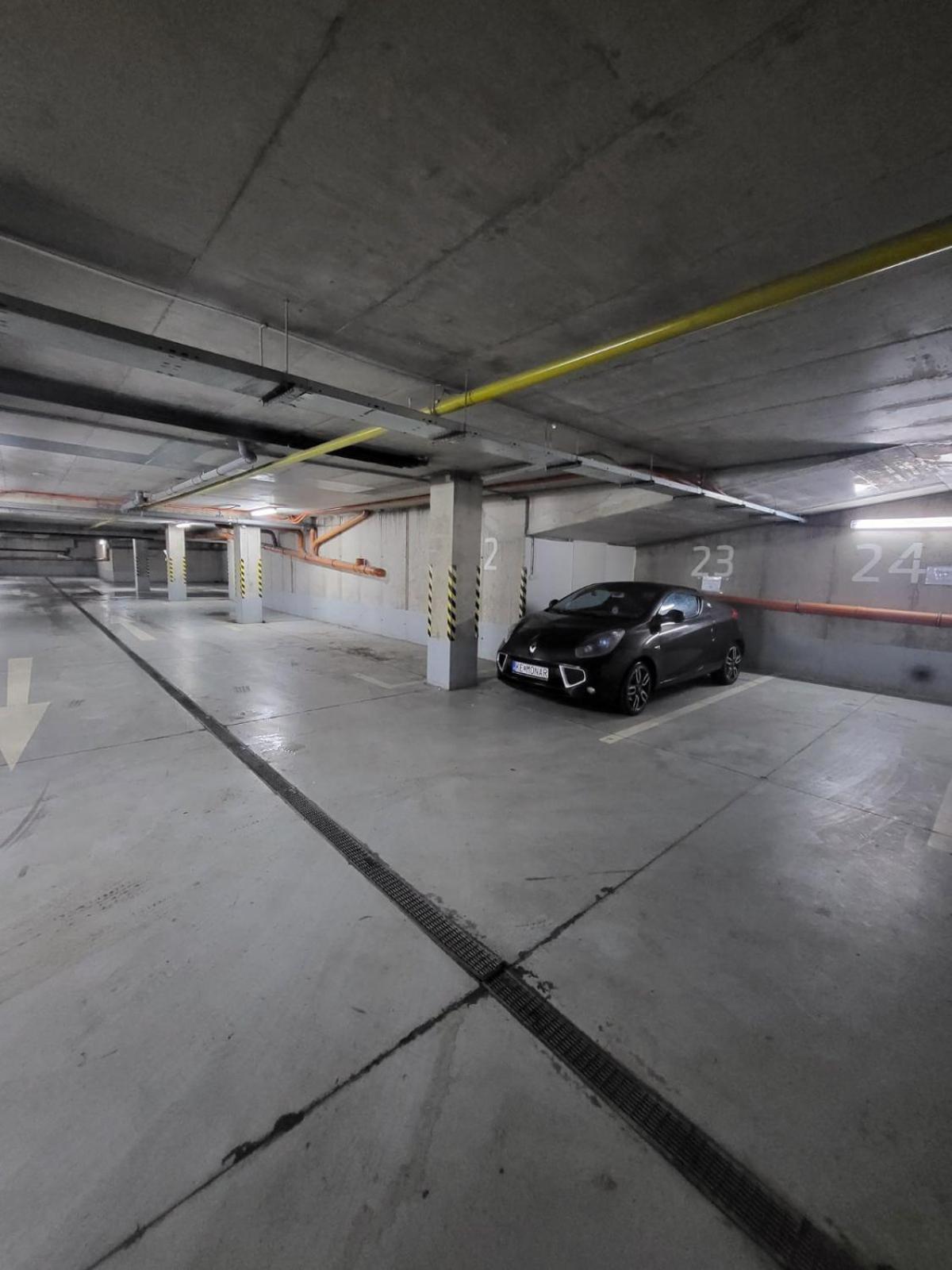 Monar Exclusive Center Free Parking In Garage Apartment Kosice Exterior photo